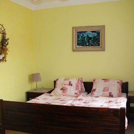 Hotel Pension A Restaurace Rudolec à Český Rudolec Extérieur photo