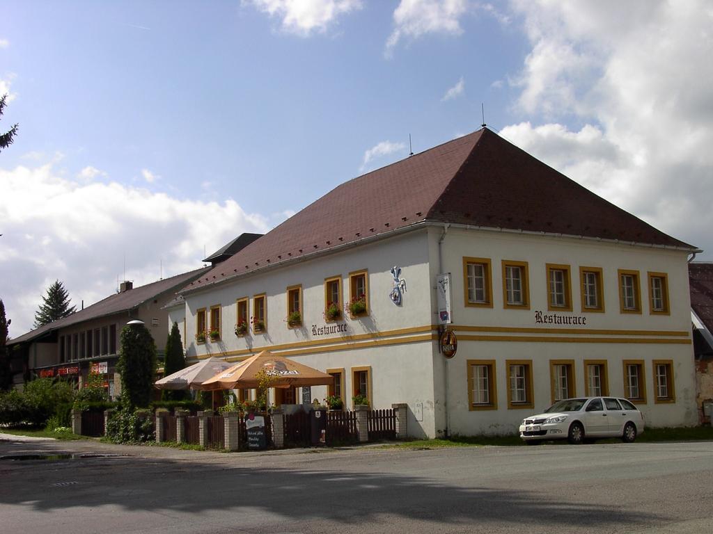 Hotel Pension A Restaurace Rudolec à Český Rudolec Extérieur photo